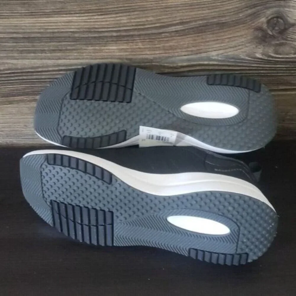 New Adidas Fukasa Run Black White Running Sneakers‎ Gym Workout Athleisure Shoes